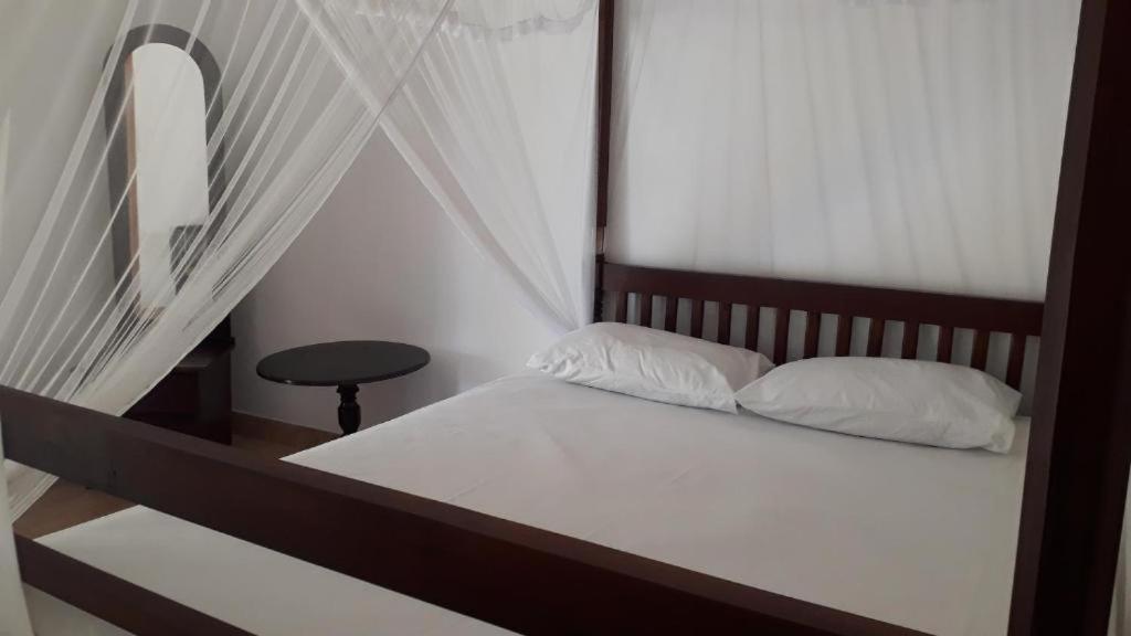 Sun And Surf Rest Ξενοδοχείο Ahangama Εξωτερικό φωτογραφία