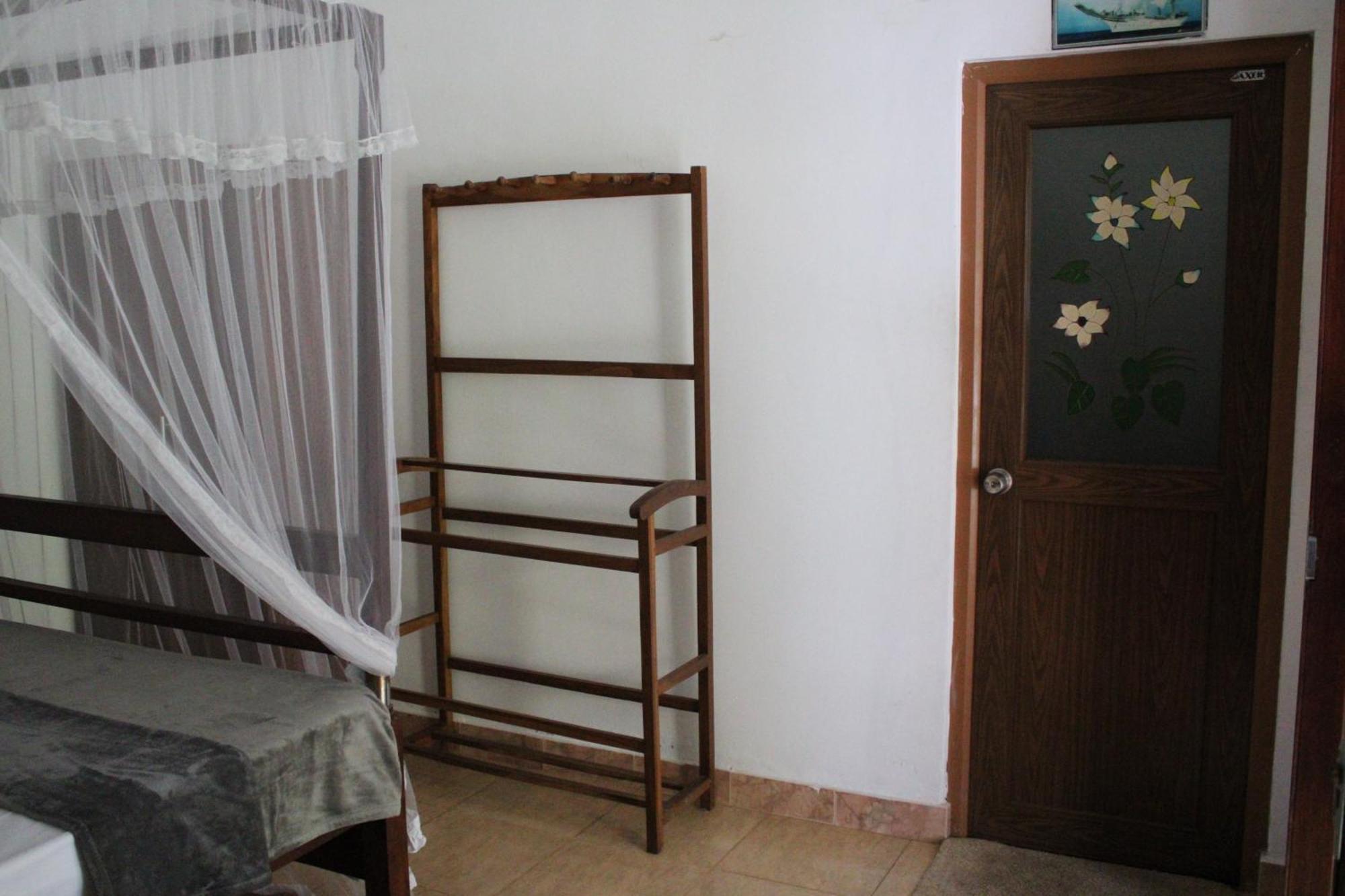 Sun And Surf Rest Ξενοδοχείο Ahangama Εξωτερικό φωτογραφία