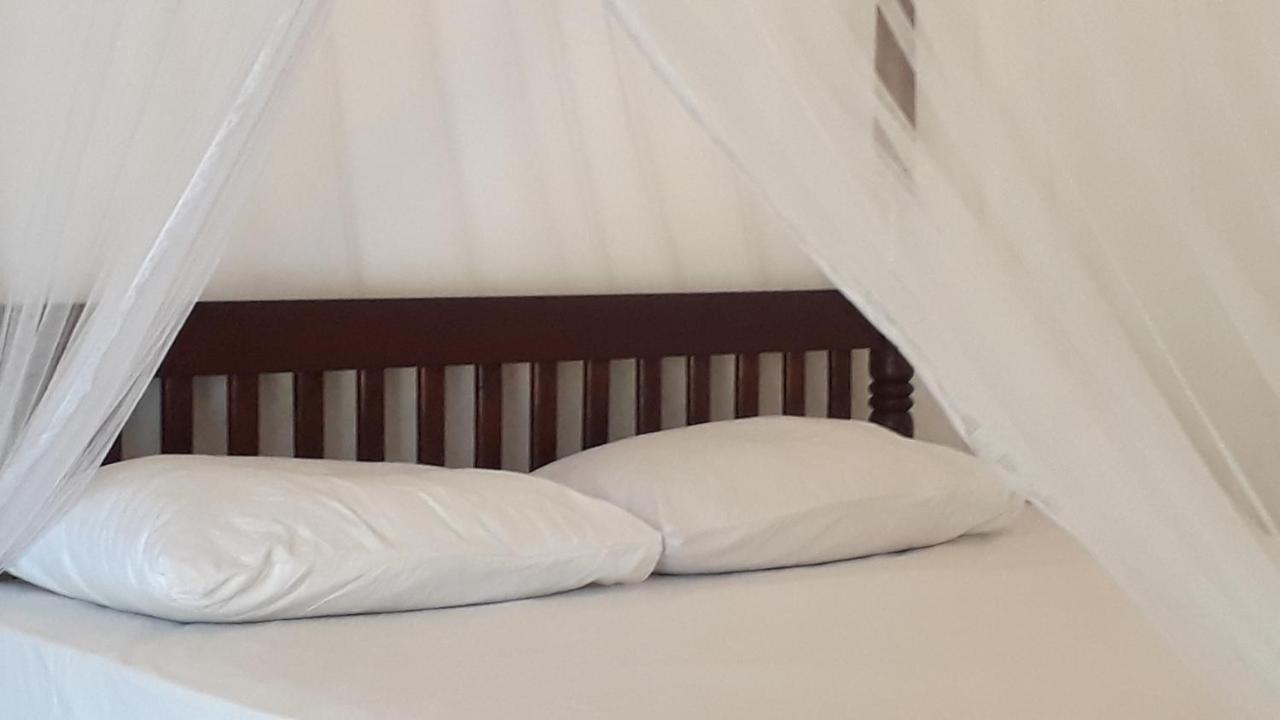Sun And Surf Rest Ξενοδοχείο Ahangama Εξωτερικό φωτογραφία